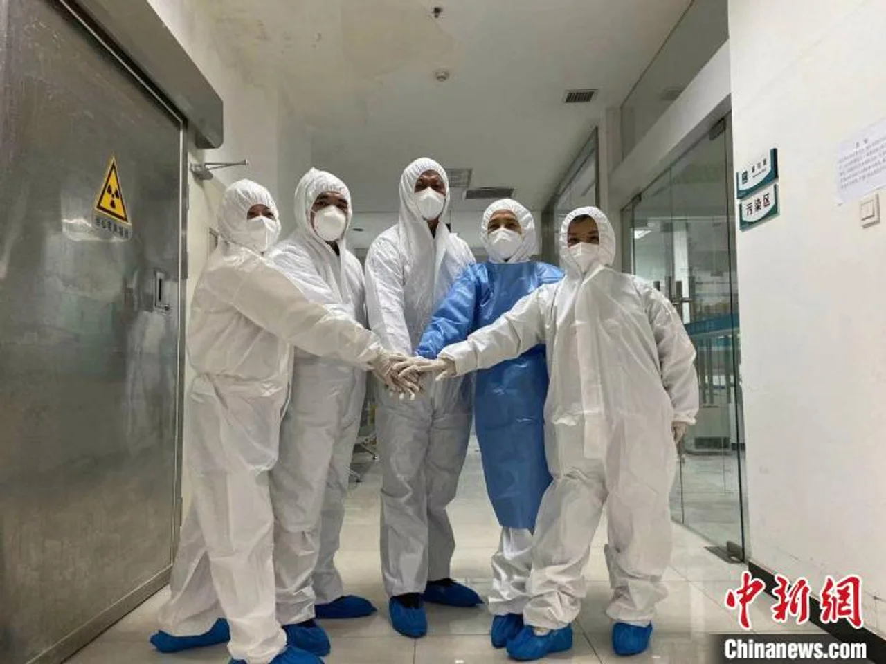 “最美面罩姐姐”喻银燕:“当面对病人,就忘记了恐惧”