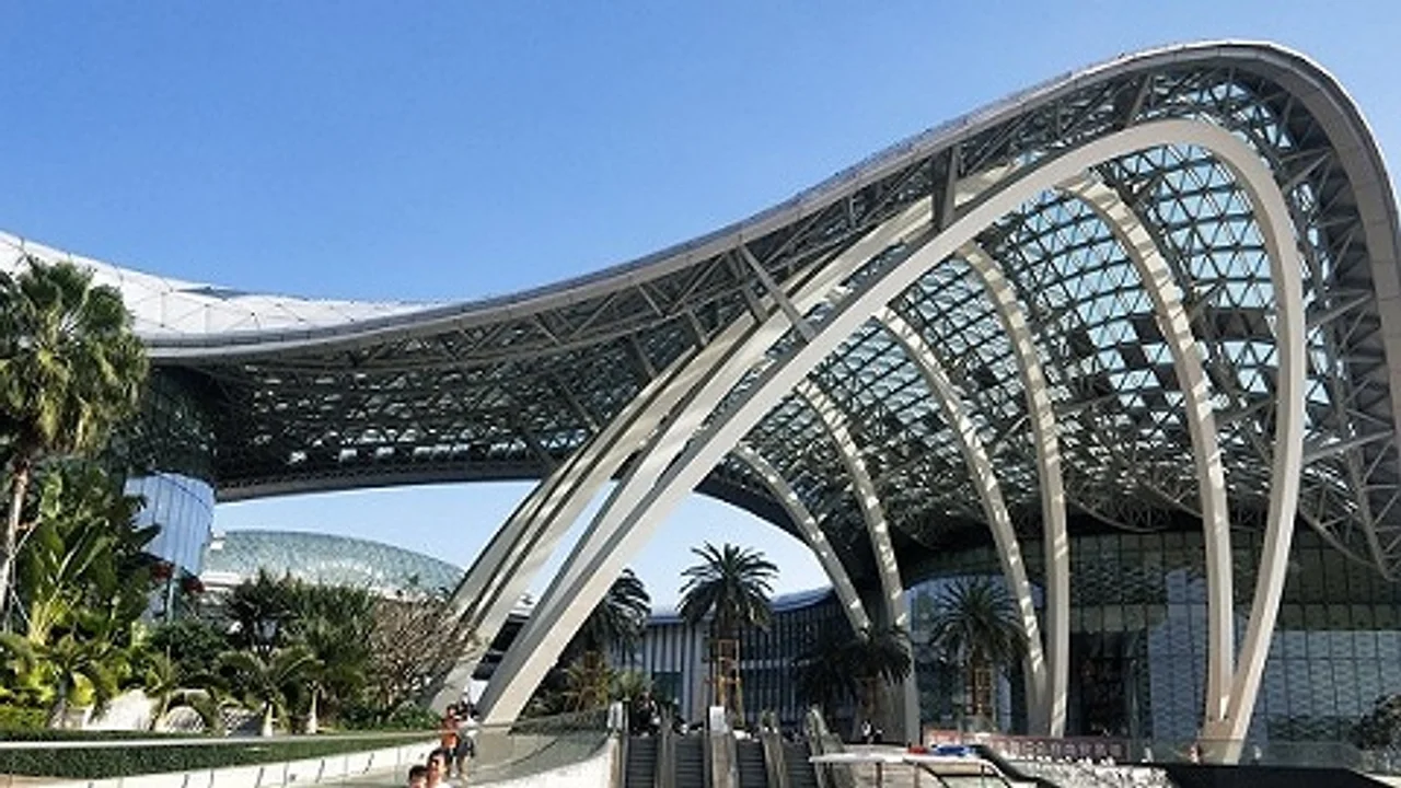 海南第四张离岛免税牌照将出炉,行业仍有爆发式增长空间