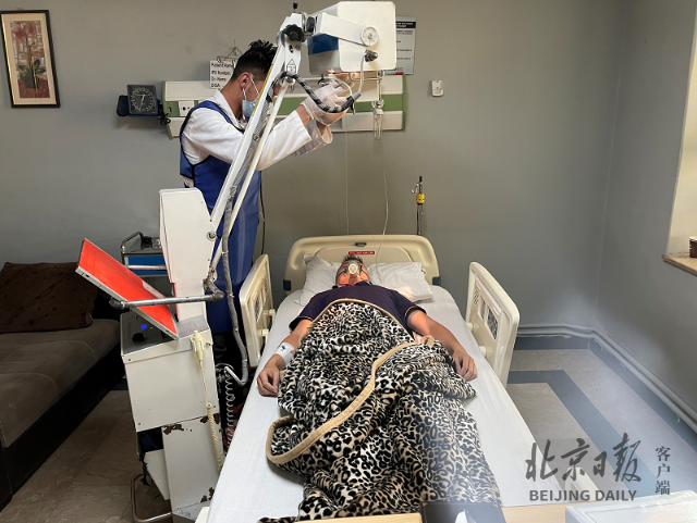 中国工程师在阿富汗染新冠曾进ICU！最后一刻撤离，亲身讲述