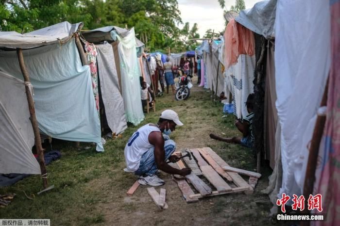 海地地震死亡人数升至2207人 近60万人受到直接影响