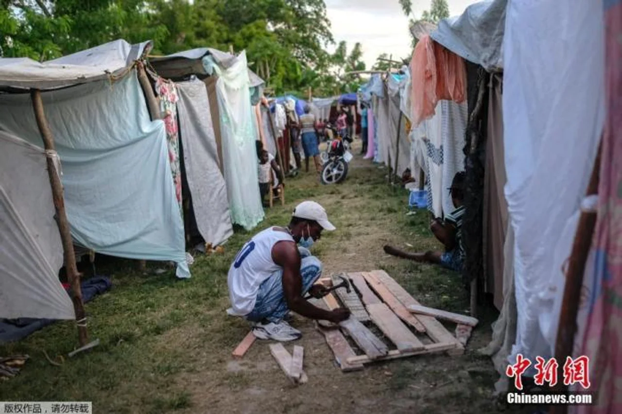 海地地震死亡人数升至2207人 近60万人受到直接影响