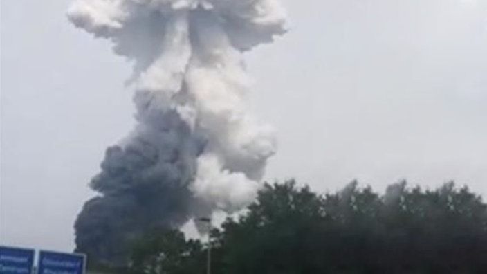 德国拜耳公司勒沃库森工厂发生爆炸