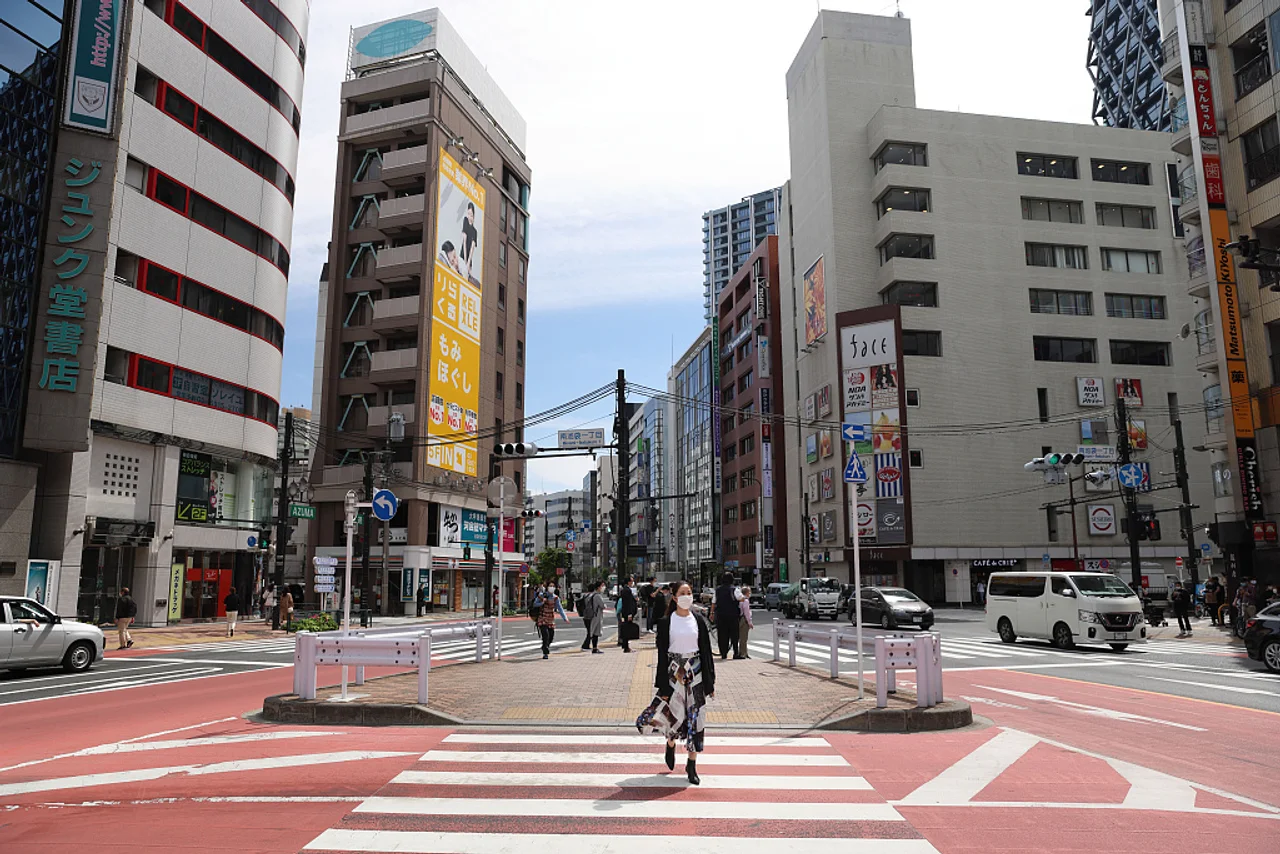 日本东京都将加强防疫:要求店铺晚8点关灯 减少人员流动