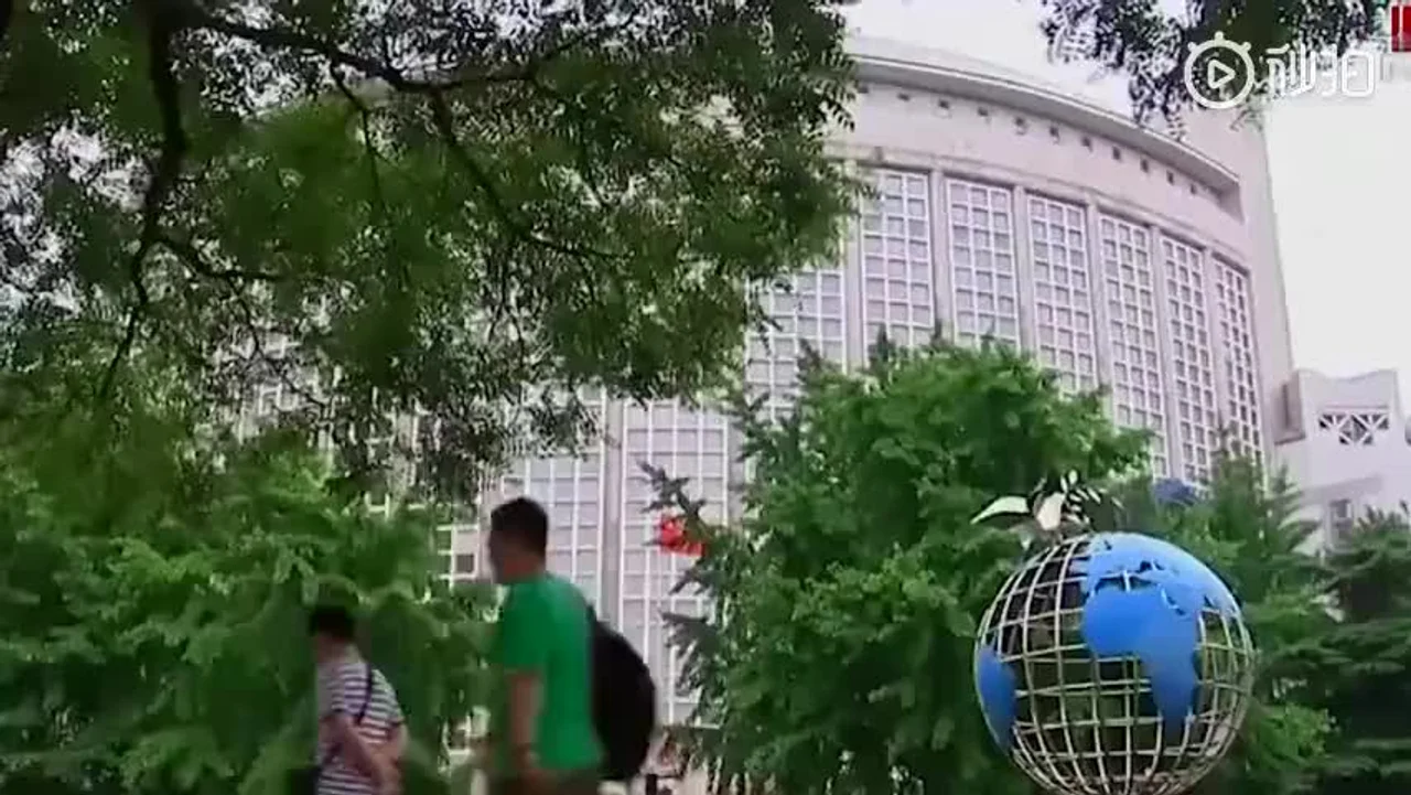 美国又来威胁,华春莹霸气回怼!
