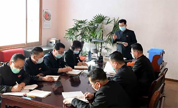 朝鲜红十字会开展新冠疫情防控工作，内阁部长考察防疫指挥部