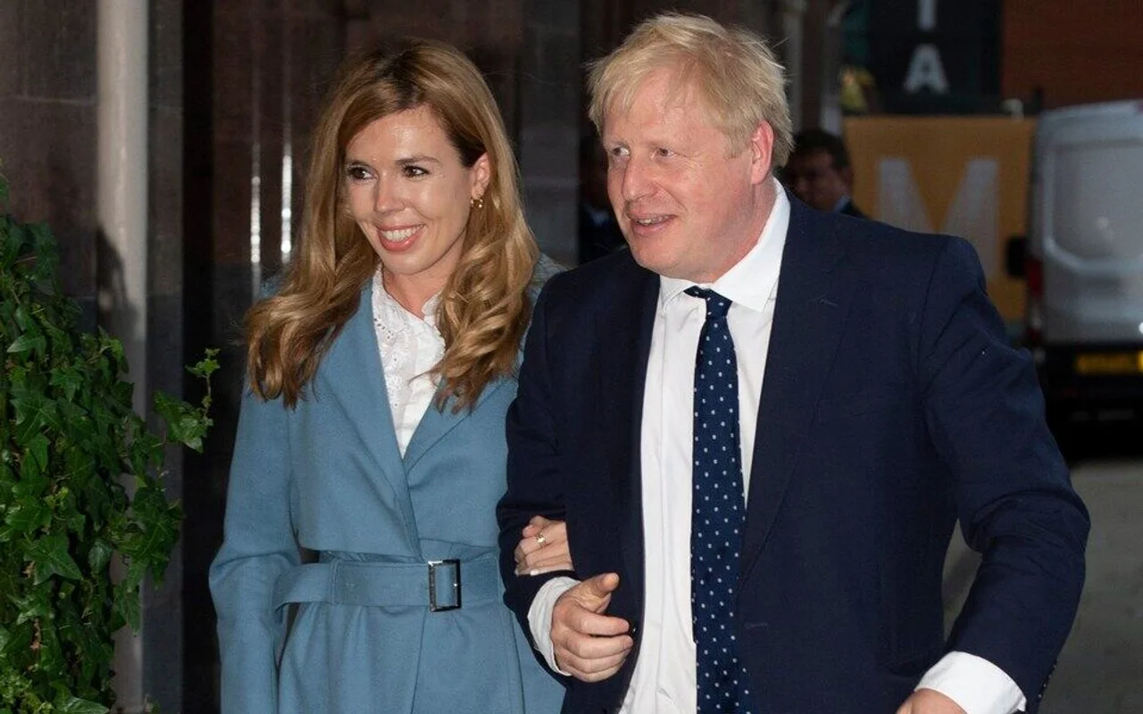 约翰逊宣布订婚,将成近200年来首位在任内结婚的英国首相