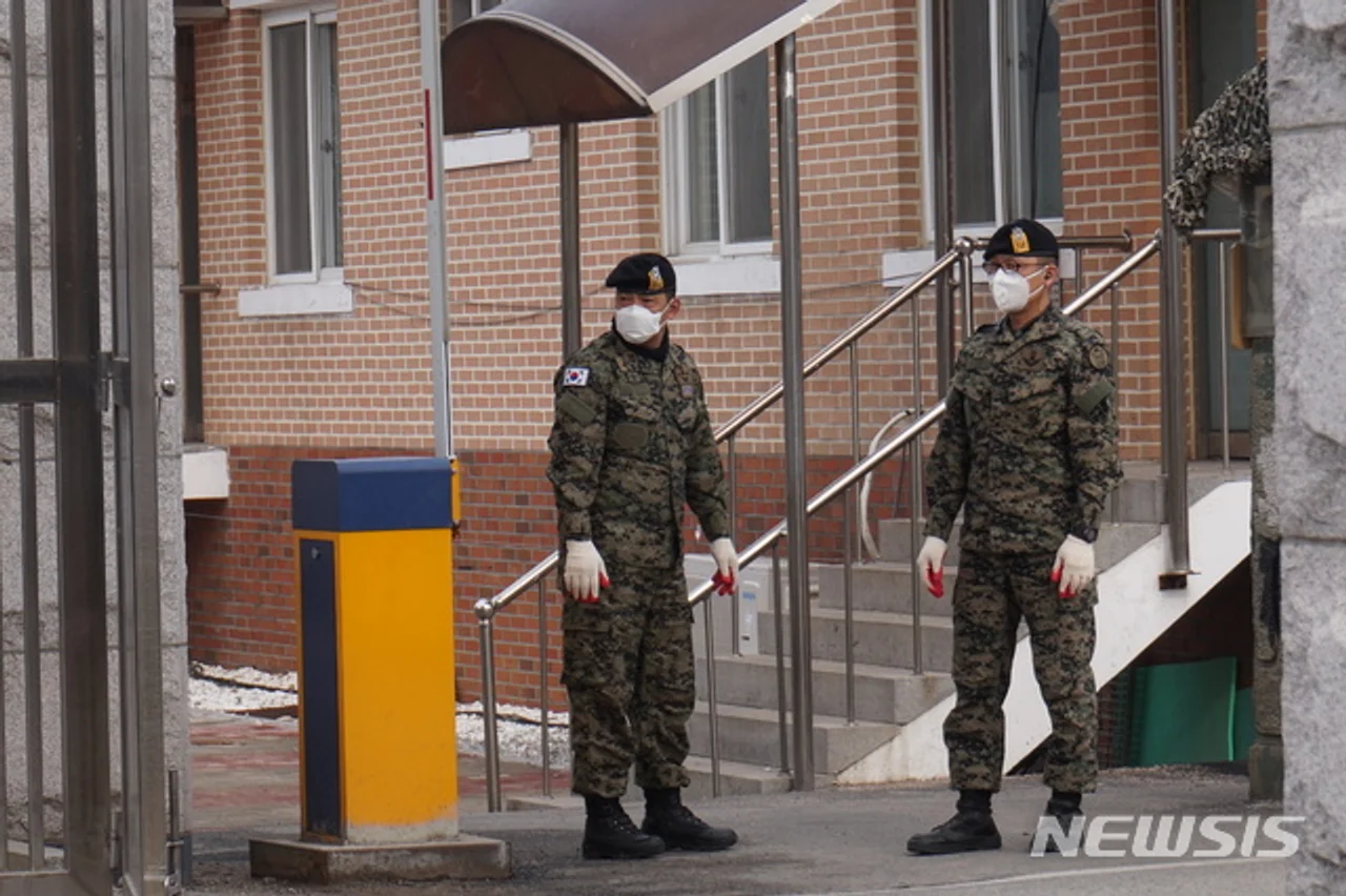 韩国100多名军人是新天地教徒,正逐个接受调查