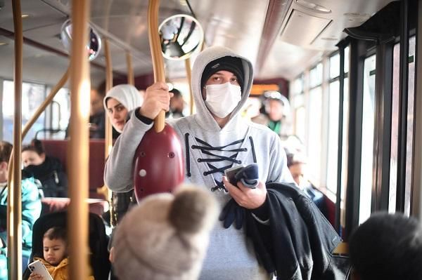 亚太日报 | 疫情下为限制人员流动，伊朗警告可能使用“武力”