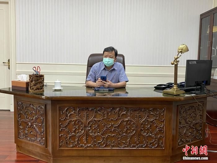 中国驻菲大使：中国政府将派遣抗疫医疗专家组助菲抗疫