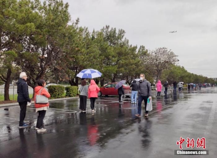 全球战疫： 全球“阻击战”难度升级 团结合作抗疫成共识