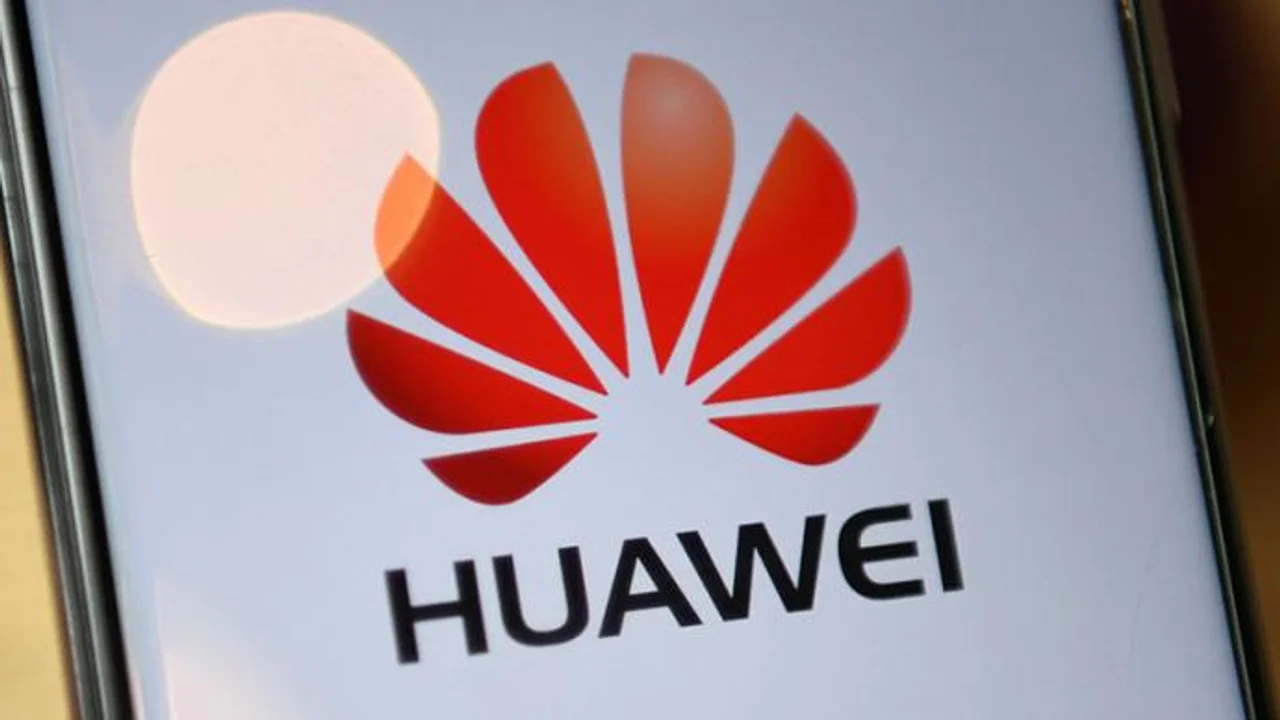 特朗普公开宣称劝说很多国家不要使用华为,外交部回应