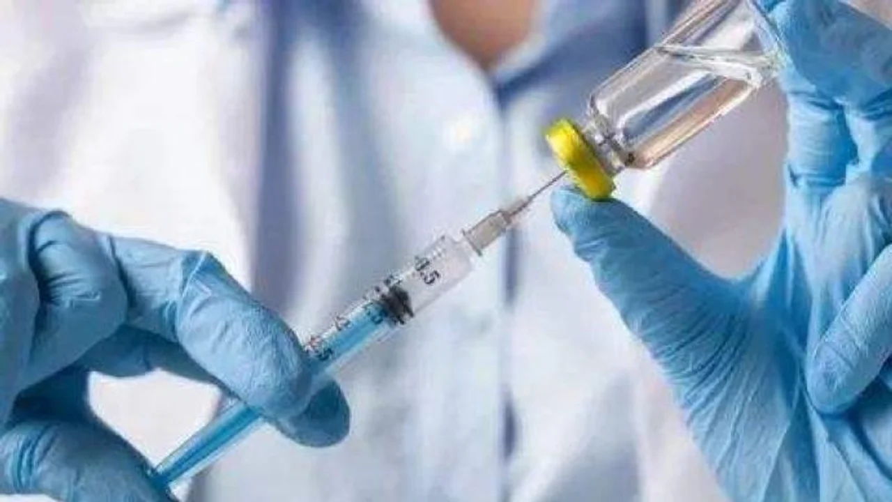 俄罗斯新冠疫苗走上快车道,世卫组织称勿忘遵循安全有效方针