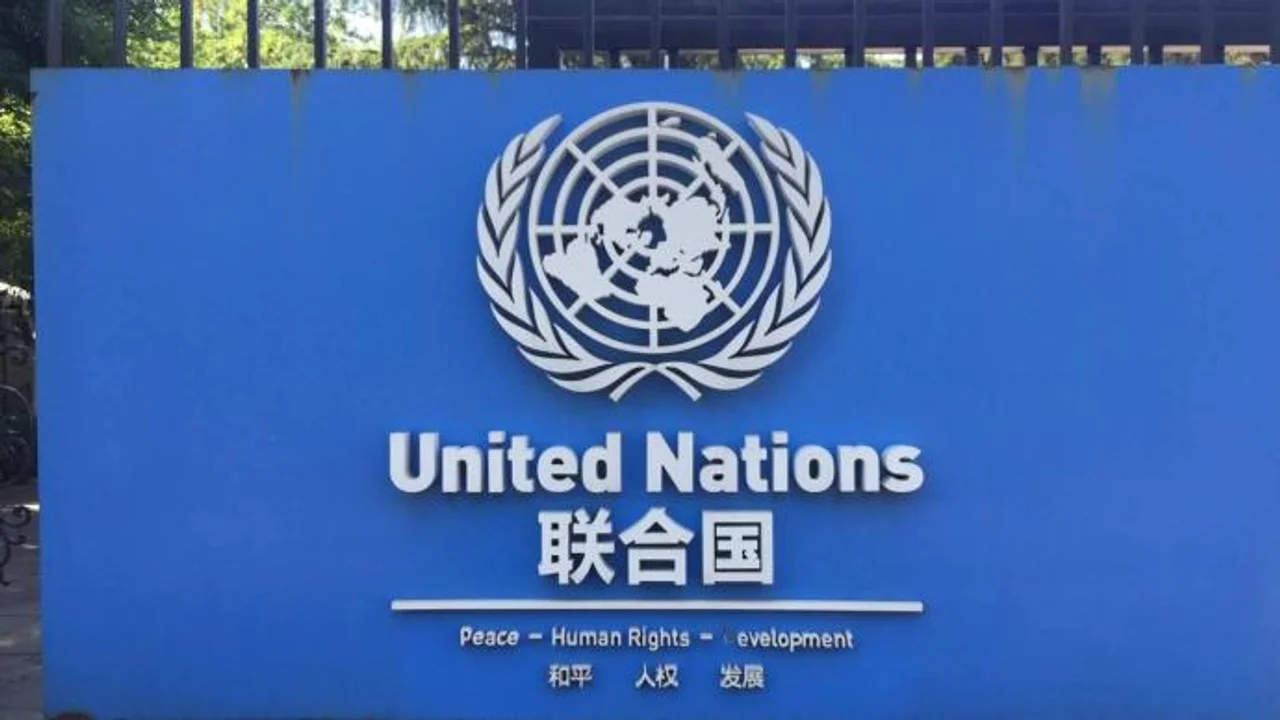 中国代表重申反对美国要求启动对伊朗“快速恢复制裁”机制