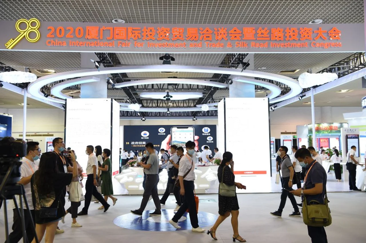 “一带一路”沿线经贸往来为全球经济复苏提振信心