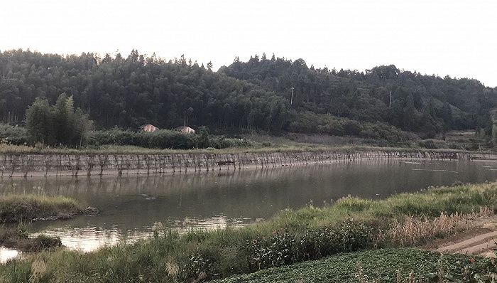 举报竞争对手招标涉嫌造假后获取30万元补助，4人以敲诈勒索罪...