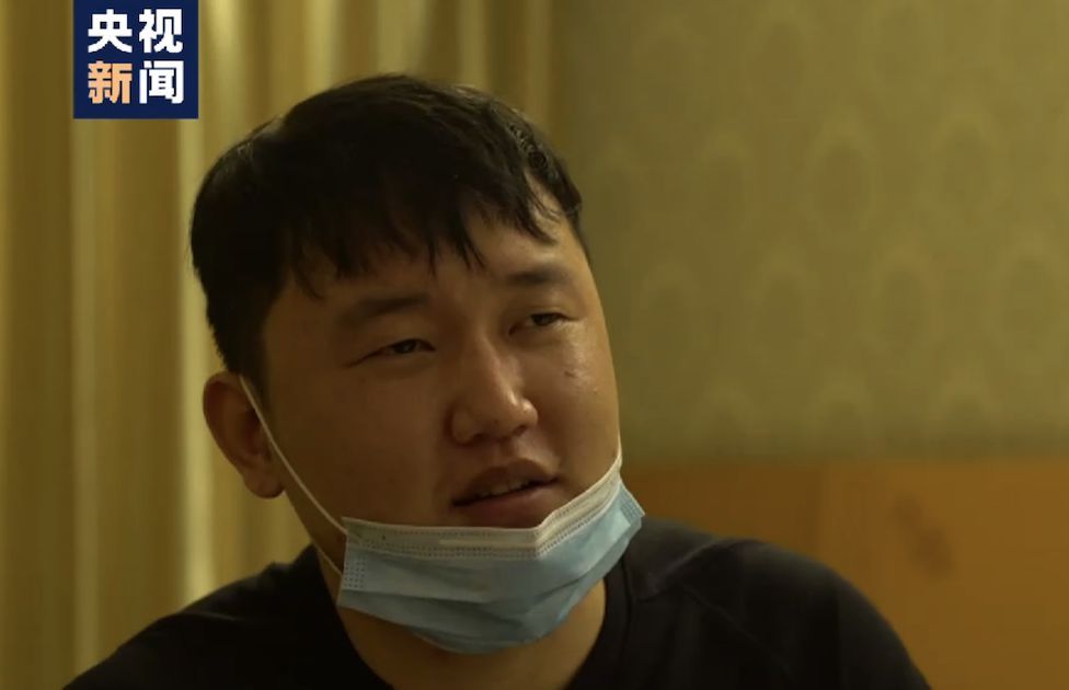 “大连小伙”再进隔离区：打败我的不是天真是天真热