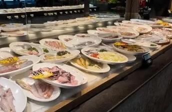 除夕午餐预订量“爆单”！怎么回事？价格如何？