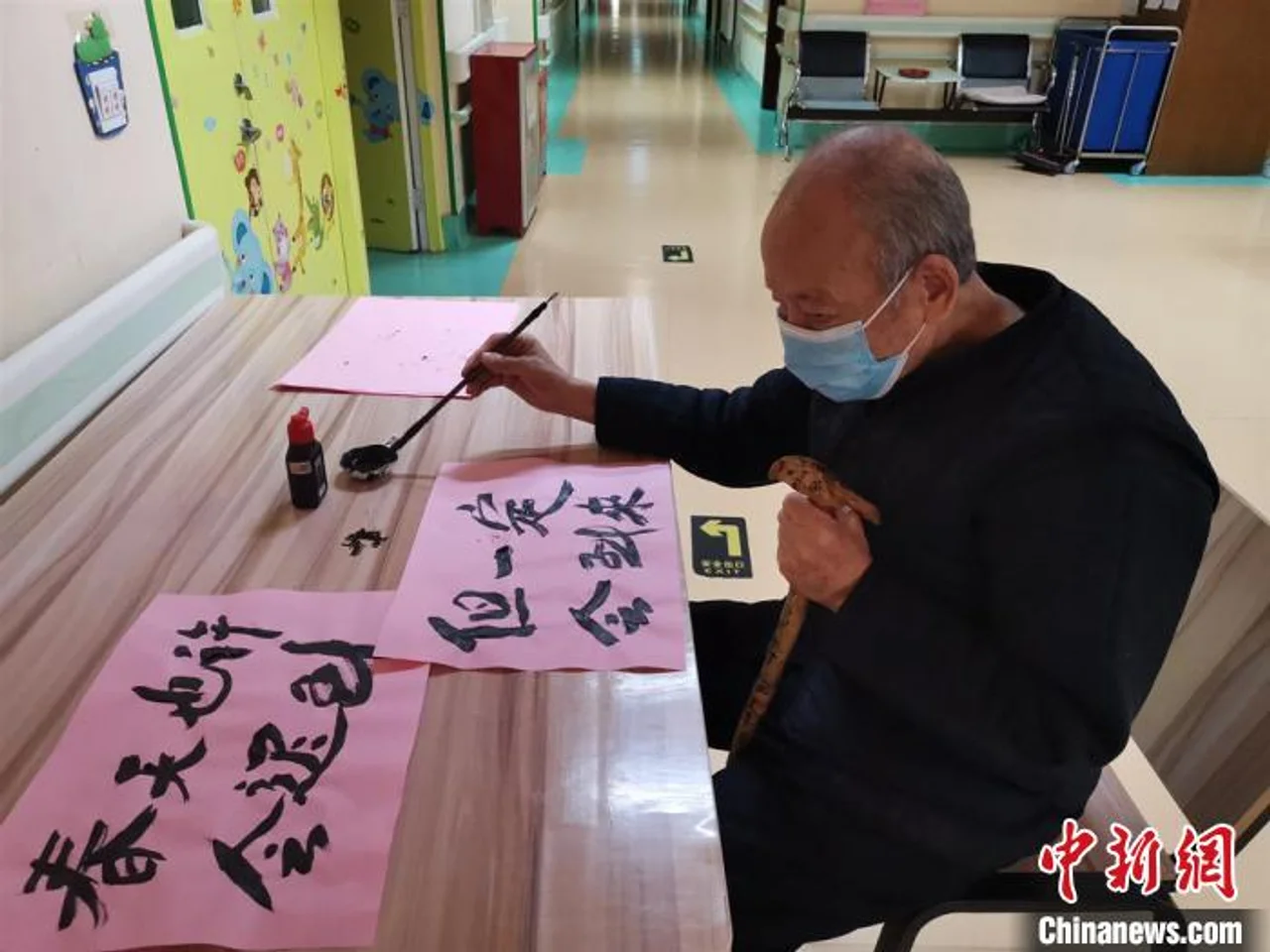 兰州安宁养老院疫情下“不得闲”的花样生活