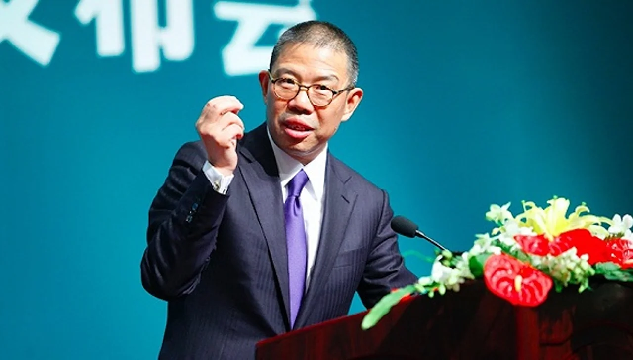 坐拥两个千亿级上市公司,钟睒睒称还将继续努力工作