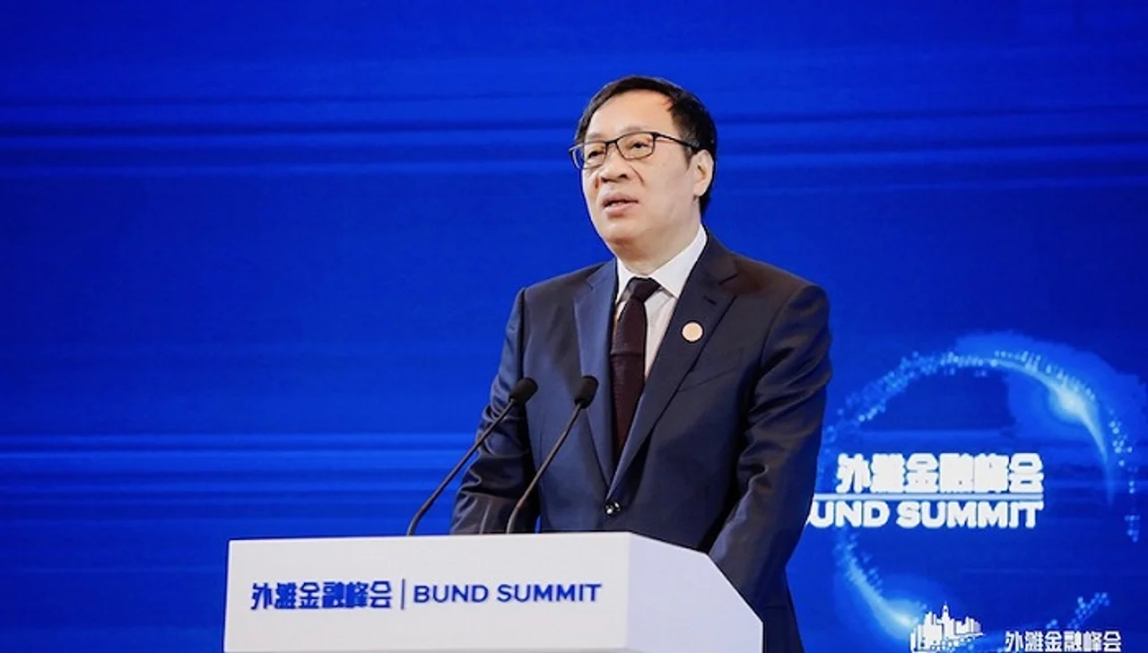 范一飞:央行支持上海建设国家级金融科技发展研究中心