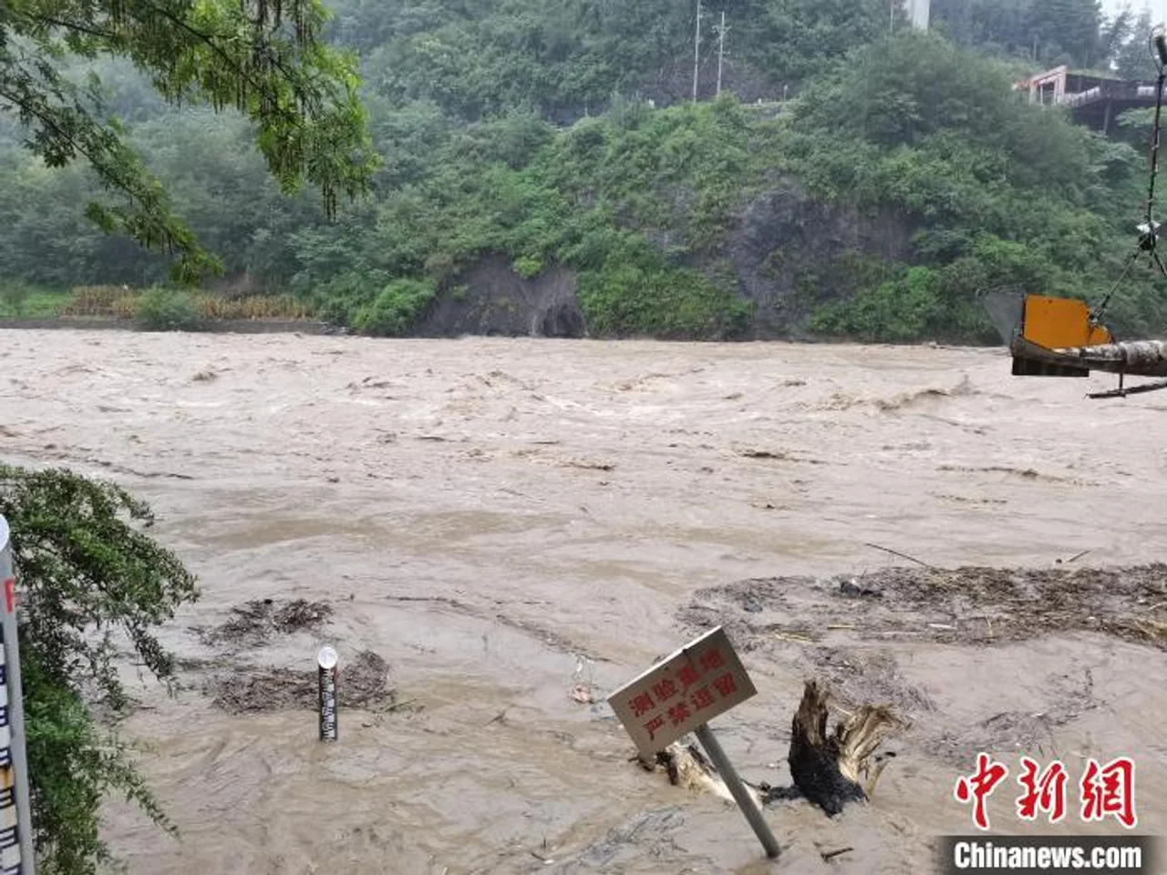 重庆多条中小河流超保超警 18座水库超汛限