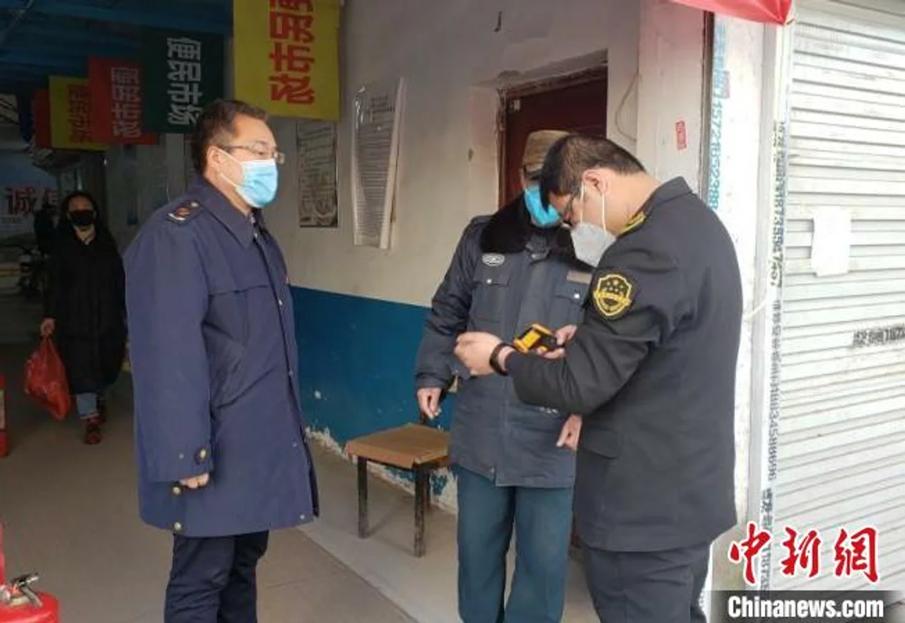 小学生的“告白”:爸爸的背影像高山 阻挡着危险的“千军万马”