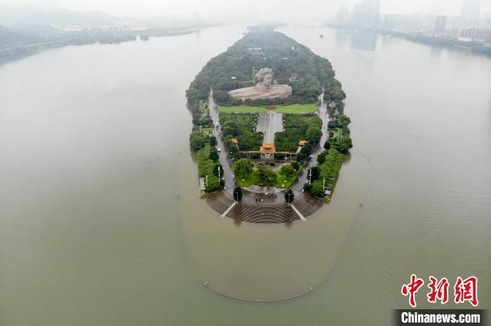 湖南再发洪水橙色预警 长沙橘子洲景区紧急闭园