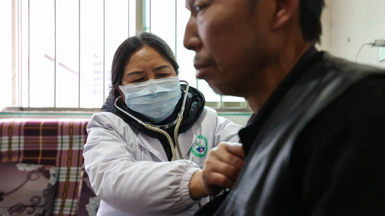 中疾控专家:春节假期期间没有发现新的变异株输入