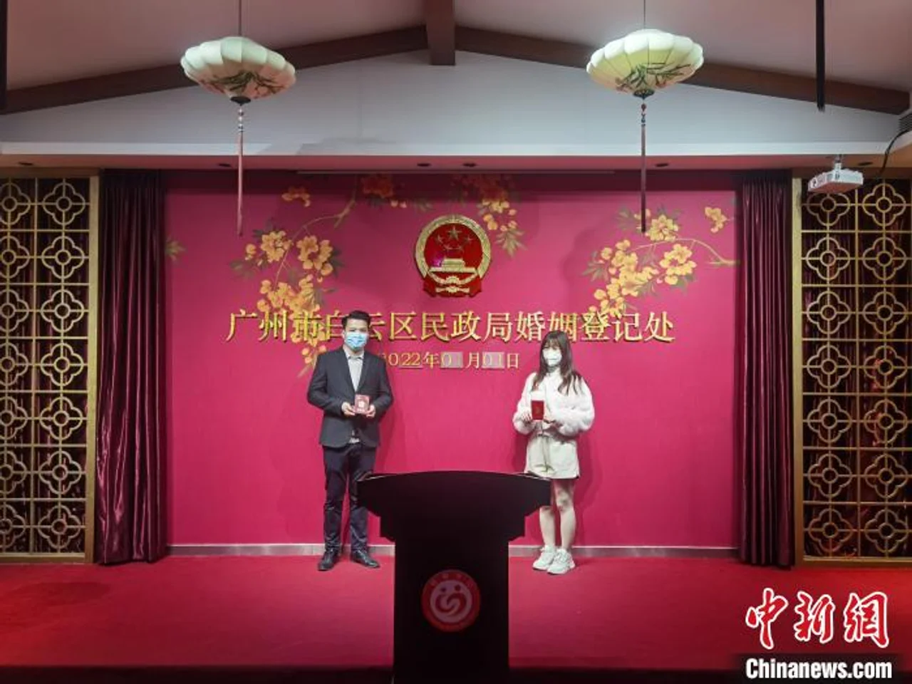 广州元旦迎结婚高峰 倡导婚俗礼仪简约适度