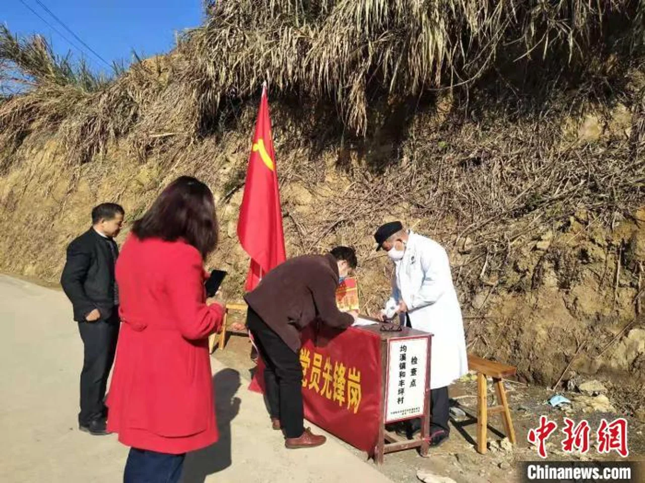 福建大田81岁“老村医”奋战在抗疫一线:我是党员