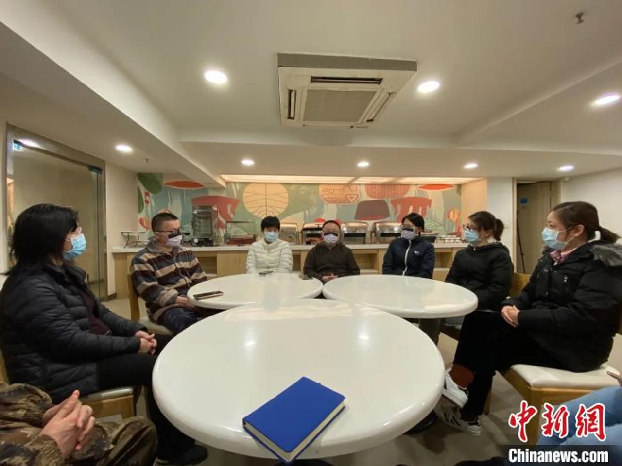 上海驰援武汉医学心理科专家为医疗队队员铸就“心灵铠甲”