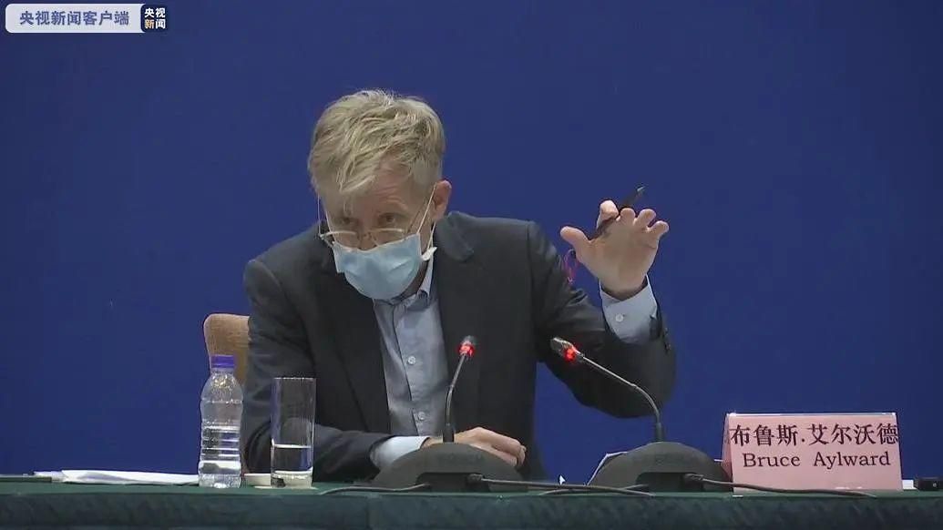 听到世卫组织专家对中国疫情防控的评价，翻译小姐姐哽咽了