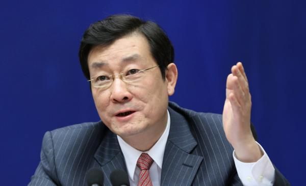 证监会副主席李超：外资比重不到4%，外资流动对A股市场不是颠覆性冲击