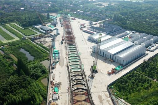 Yangtze underwater rail tunnel reaches milestone
