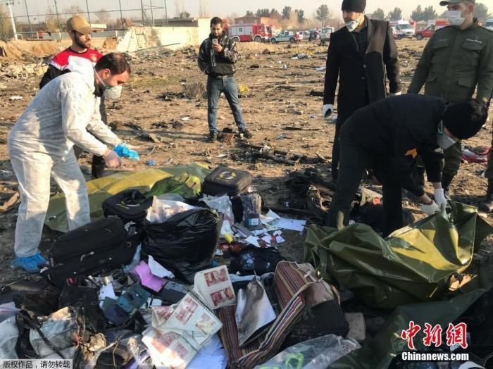 乌克兰客机坠毁无人生还 乌总统宣布1月9日为悼念日