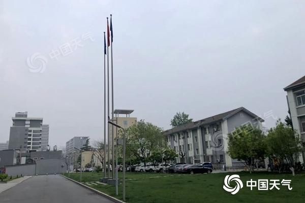 今夜至明天北京雨水“上线” 昼夜温差超10℃早晚需添衣