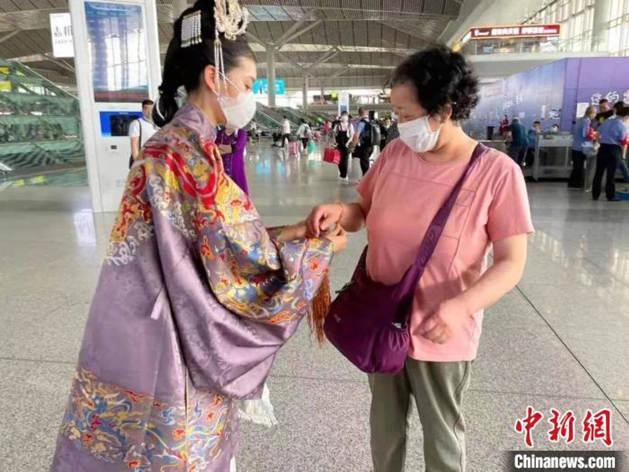 西安站开展“粽”享端午主题活动