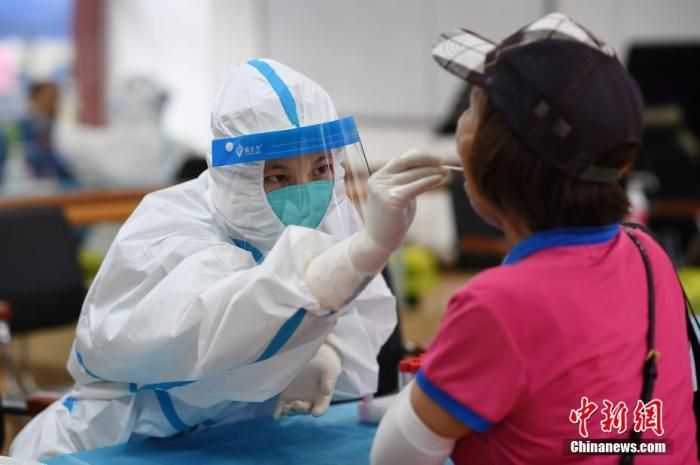 广州：按照分类分批原则 对封闭、封控区域有序解封