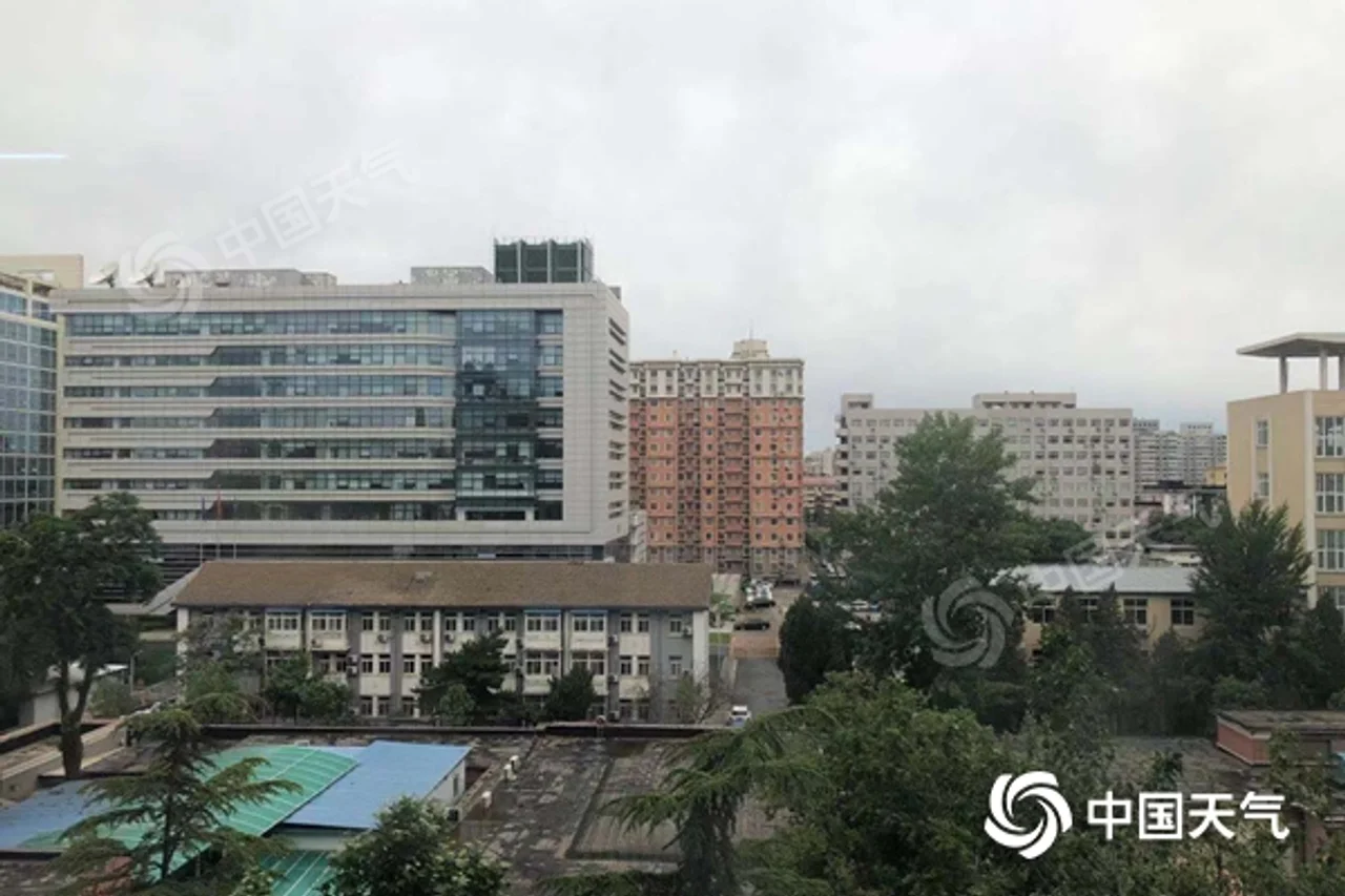 北京降雨逐渐停歇明后天或冲击30℃ 未来一周有望入夏