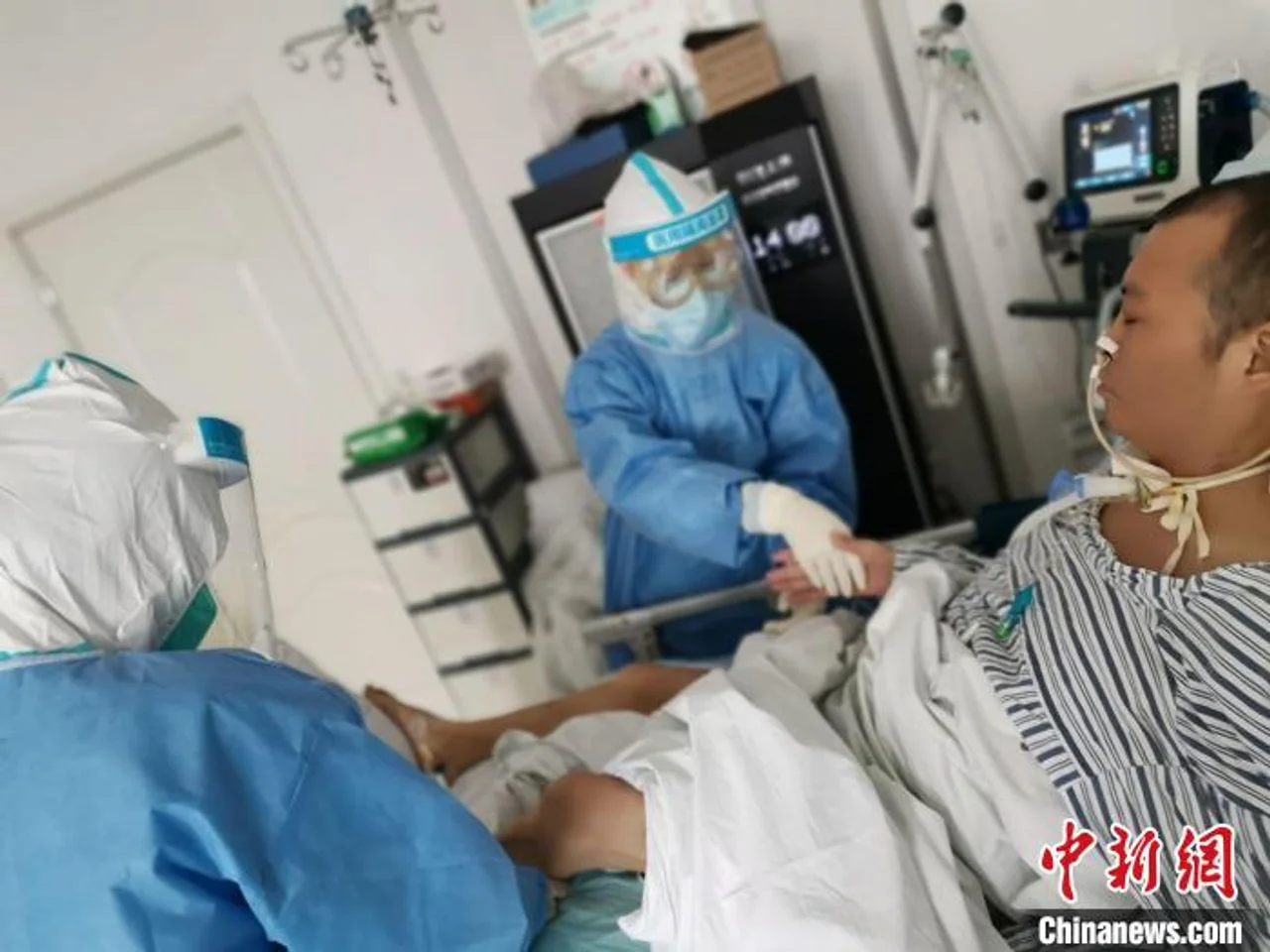 武汉感染新冠肺炎医生复工前致谢救命同行