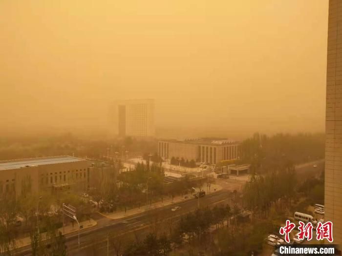 受沙尘影响 内蒙古大部地区空气质量将达到重度污染