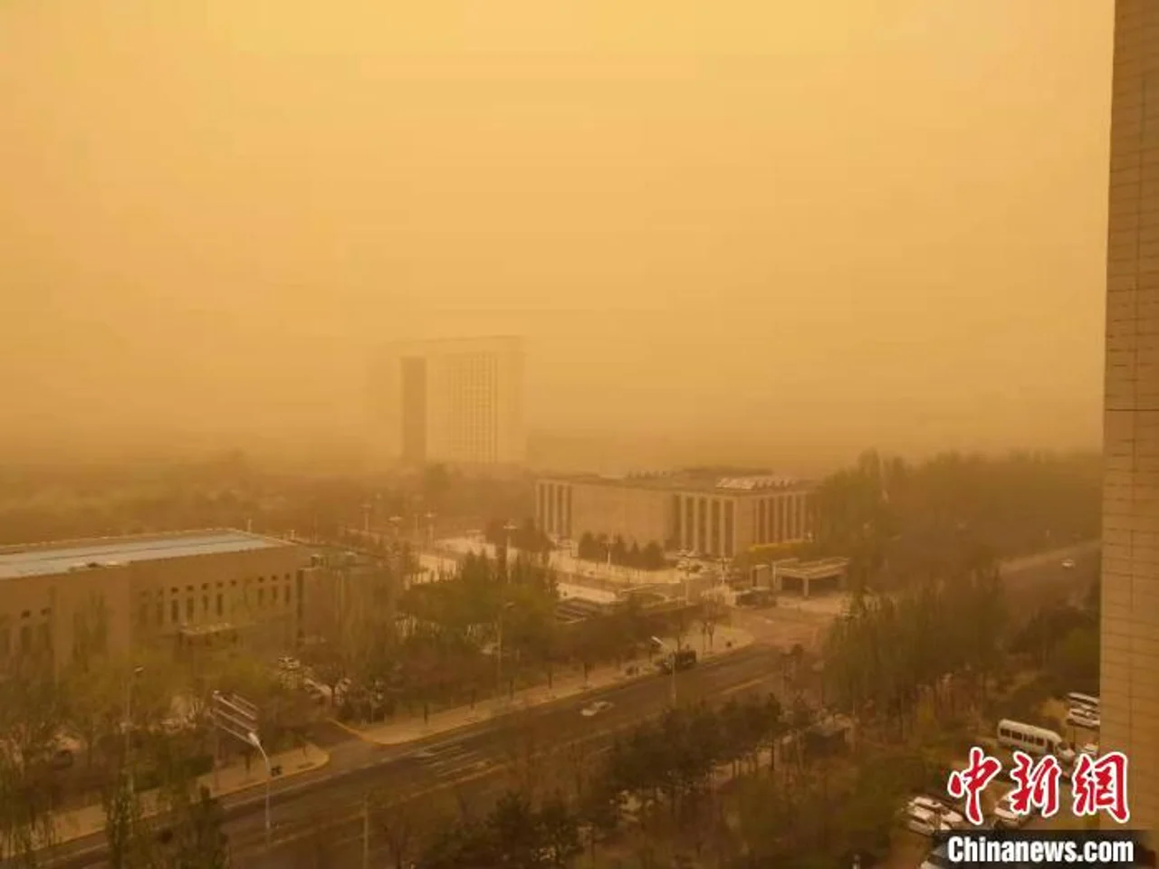 受沙尘影响 内蒙古大部地区空气质量将达到重度污染