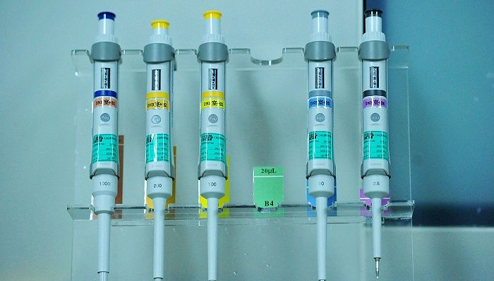 《涉及人的生命科学和医学研究伦理审查办法》征求意见，什么是代...