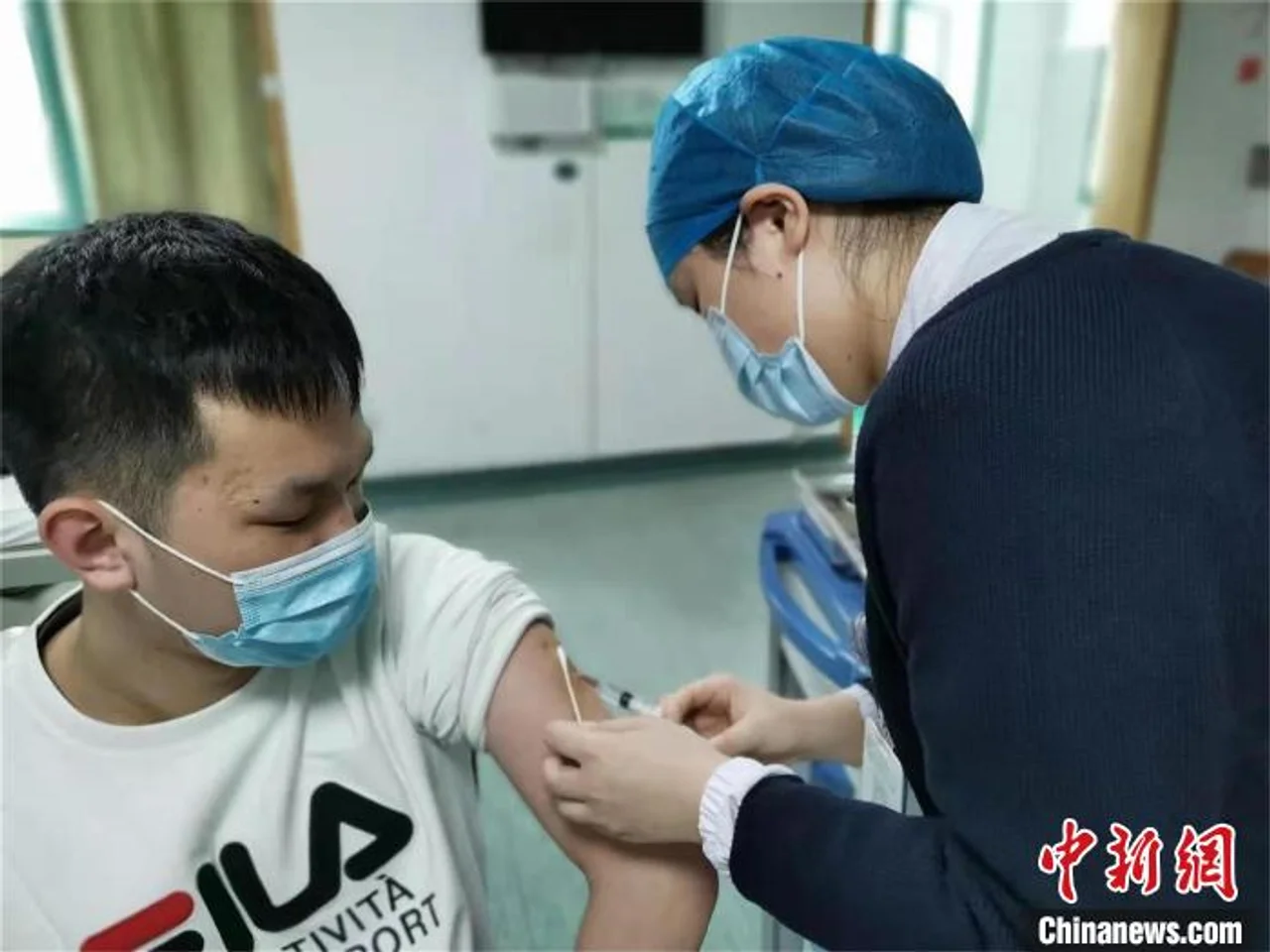 湖北“00后”捐献造血干细胞:有一份力发一道光