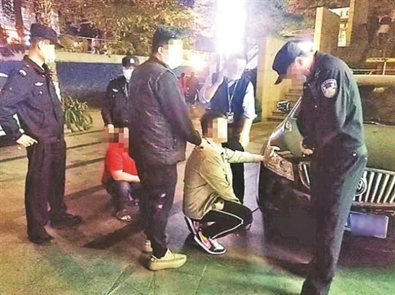 贷款学“炒股” 夫妇被骗222万元