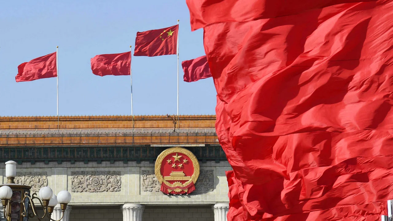 关于中国两会,美国评论员的这个“抢答”可以打高分