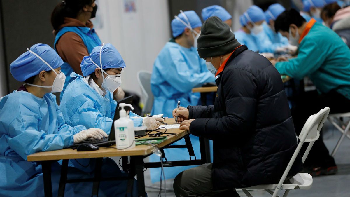 外媒走访北京疫苗接种点 中国加快打造“免疫长城”