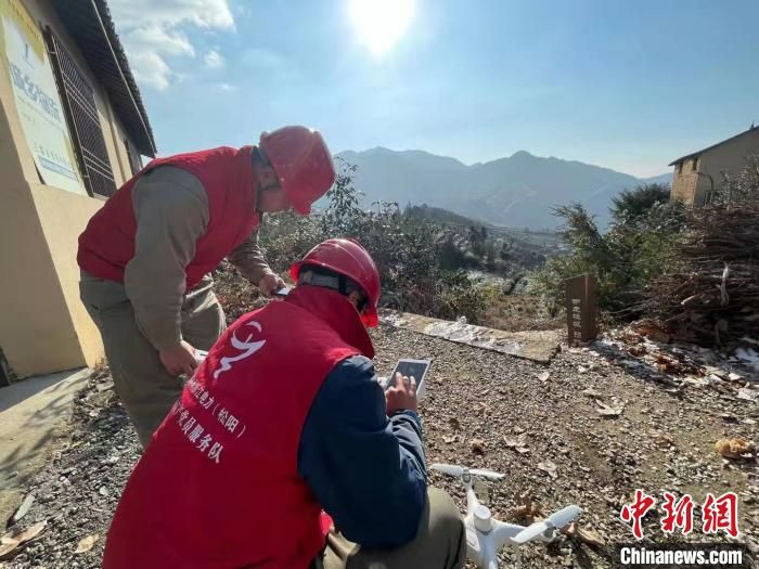 “战”寒潮一线：浙江丽水护网保电 投用无人机巡视提效率