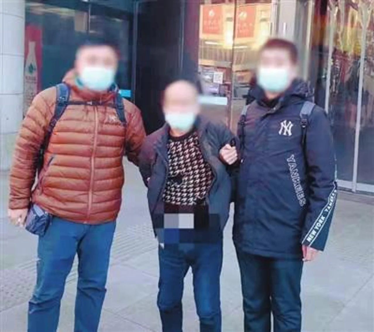 30年前杀人潜逃 30年后没躲过警方的高科技