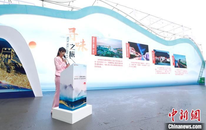 “江南百灵鸟”郑培钦：在蓝天白云下为民众歌唱